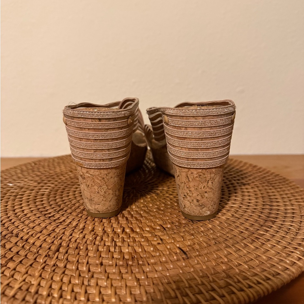 Lucky Brand‎ Tan Glitter Striped Cork Wedge Sandals - Picture 4 of 10